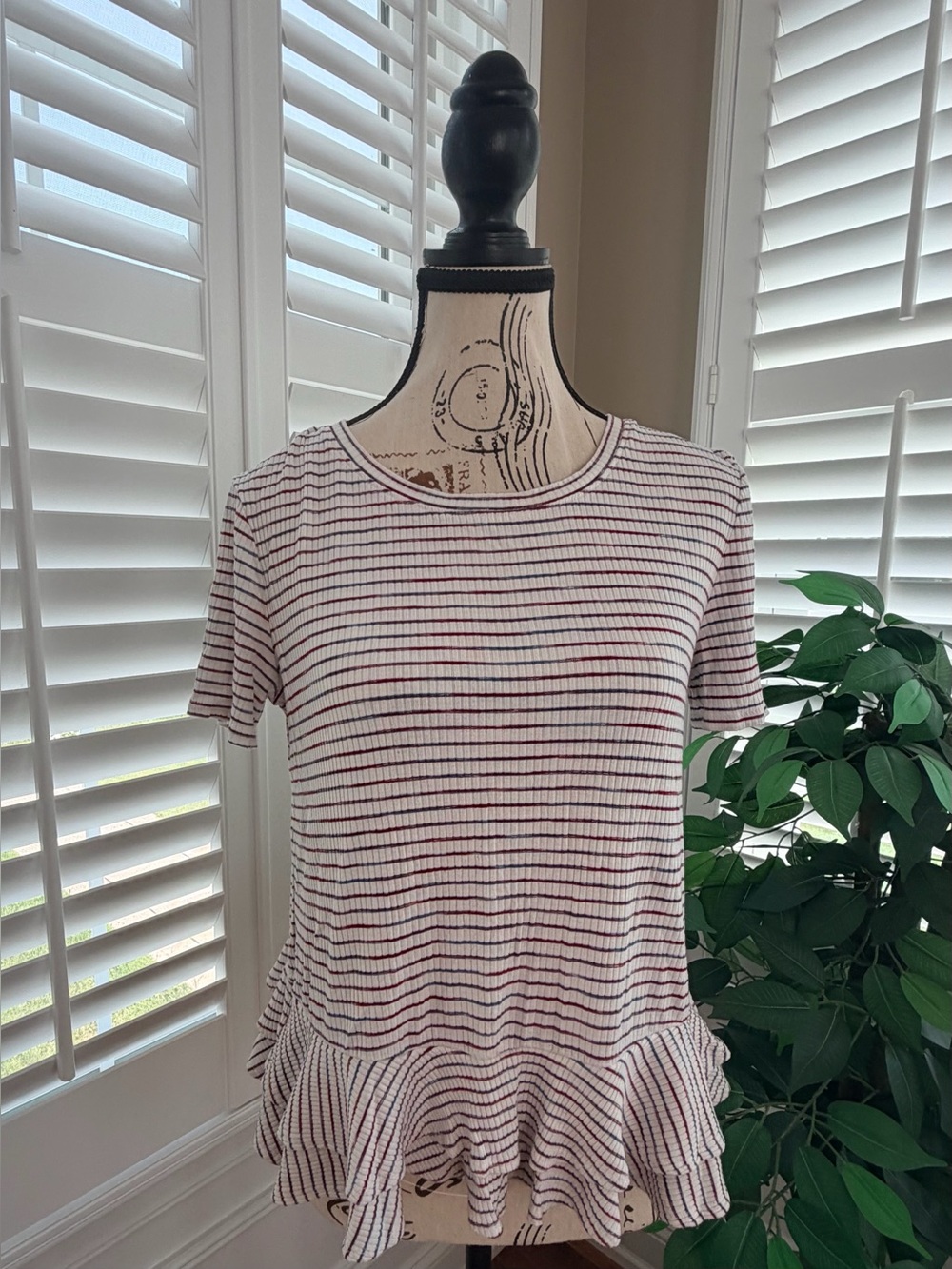 Altar’d State Striped Ruffle Hem Layered Open-Back Tie Top Size Small